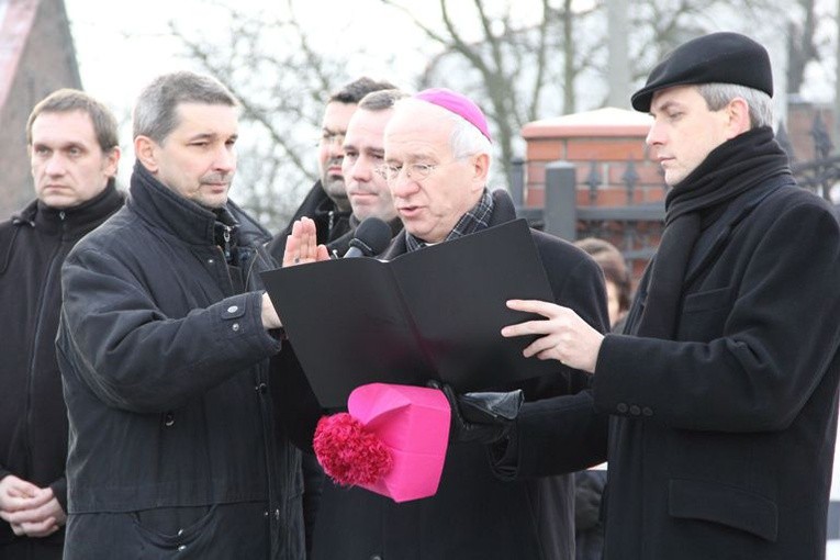 Rozpoczęcie budowy ośrodka Caritas i kościoła w Kutnie