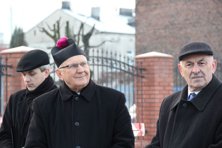 Rozpoczęcie budowy ośrodka Caritas i kościoła w Kutnie