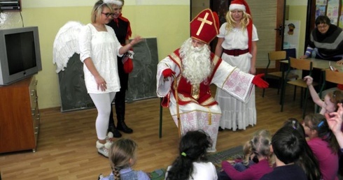 Św. Mikołaj odwiedził chore dzieci