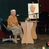 Wanda Półtawska podczas spotkania w Kuźni Milanowskiej