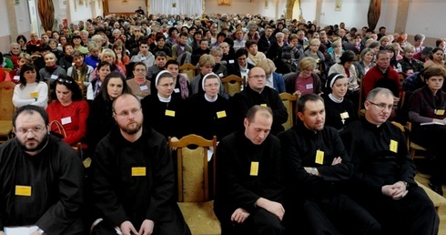 W konferencji wzięło udział niemal pół tysiąca uczestników 