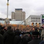 Skandal! Opozycja chciała pokojowo przejąć władzę!