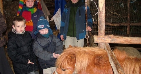 Żywa szopka od lat cieszy się dużym zainteresowaniem wśród dzieci 