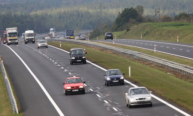 Dwie osoby zginęły w wypadku polskiego busa