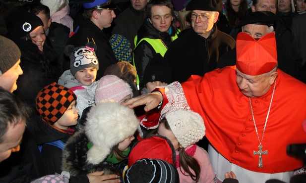 Kard. Dziwisz do Włochów: „Buonasera! Grazie!” 