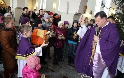 Poświęcenie szopek w Starym Kisielinie w IV Niedzielę Adwentu