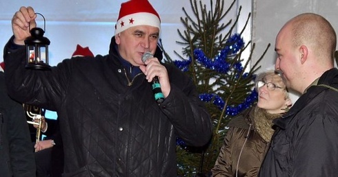 Światło z Betlejem bumistrzowi A. Pietrasikowi przekazał druh A. Gołembiewski