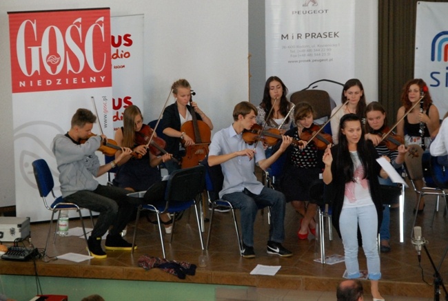 9 września. W gmachu radomskiego seminarium odbywały się warsztaty muzyczne szkolące parafialne zespoły i schole