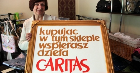 Sklep prowadzi Caritas i Fundacja Misericordia