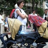 Wielofunkcyjny wózek będzie wygodny dla dziecka i rodziców
