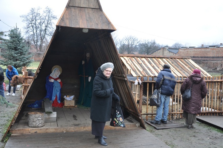 Żywa szopka u franciszkanów w Tarnowie