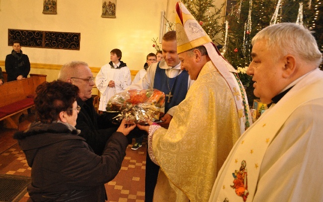 Bp Giuseppe Pellegrini gościł w Jasieniu