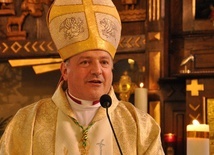 Bp Giuseppe Pellegrini gościł w Jasieniu