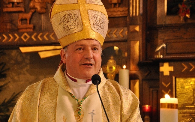 Bp Giuseppe Pellegrini gościł w Jasieniu