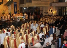 Diecezjalna inauguracja Roku Wiary w bielskim kościele NSPJ