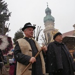 Tychy - orszak w padającym śniegu