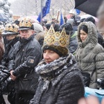 Tychy - orszak w padającym śniegu