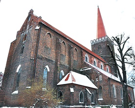  Na murach świątyni widać ślady przebudowy