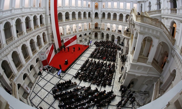 Która szkoła najlepsza?