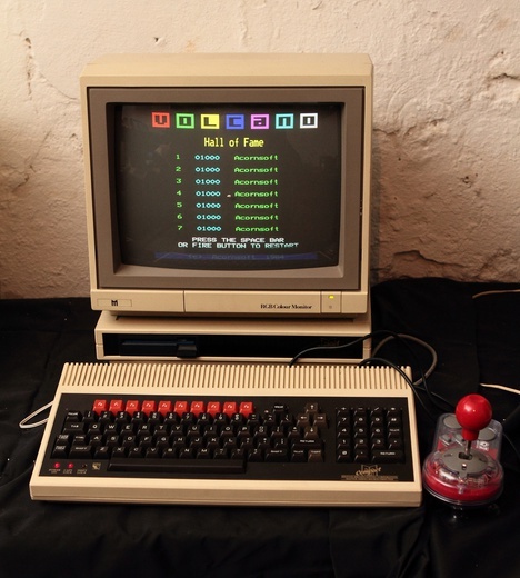 Acorn BBC Master Compact