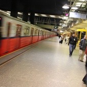 ZTM proponuje: Metro będzie kursować do 1.30