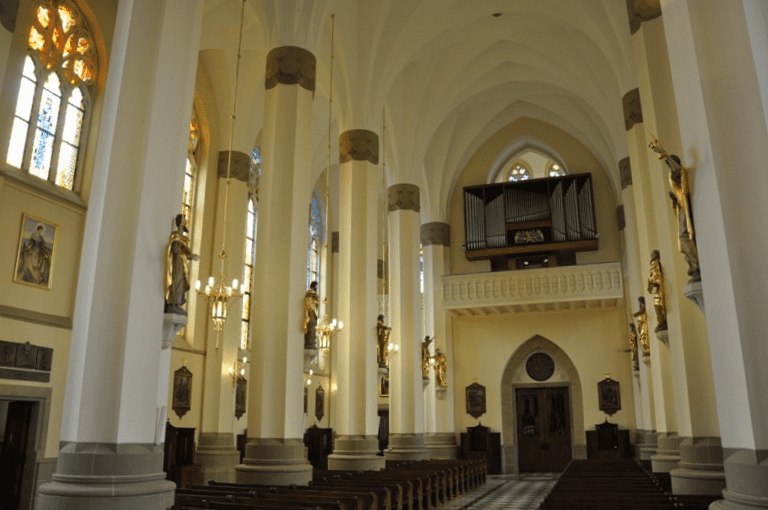 Kościół w Grybowie bazyliką mniejszą - www.gosc.pl