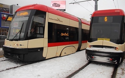 Co zrobić, żeby zapobiec masowemu znikaniu książek z gdańskich tramwajów?