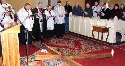 Tradycją w Bielsku-Białej jest wspólna modlitwa ekumeniczna z udziałem biskupów: katolickiego i ewangelickiego