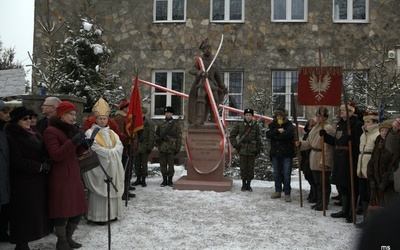 Odsłonięcie pomnika gen. Mariana Langiewicza w Wąchocku