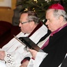 Wspólne czytanie podjęli m.in. biskupi: Tadeusz Rakoczy i Paweł Anweiler 