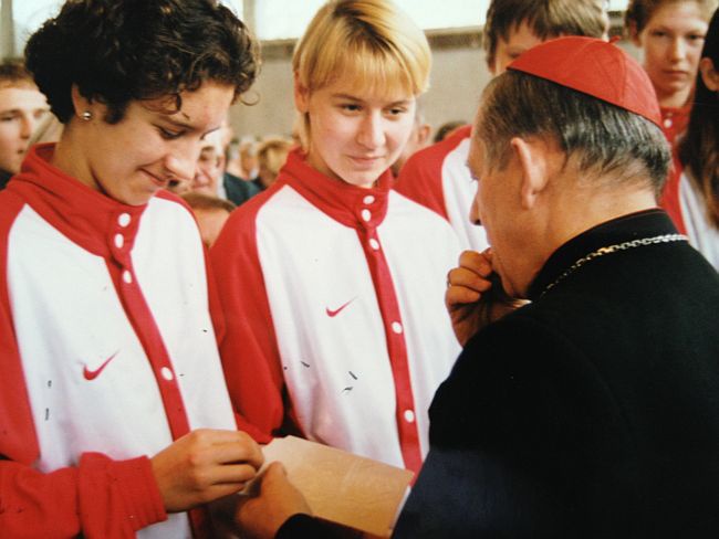 Kard. Józef Glemp na zdjęciach