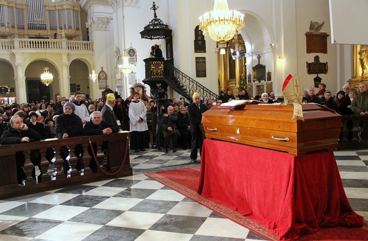 Pożegnanie Prymasa w bazylice