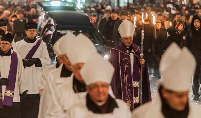 Ostatnia droga Księdza Prymasa