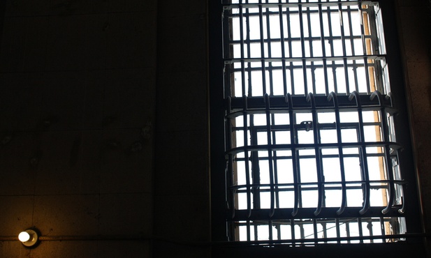 Iran: Pastor skazany na 8 lat więzienia