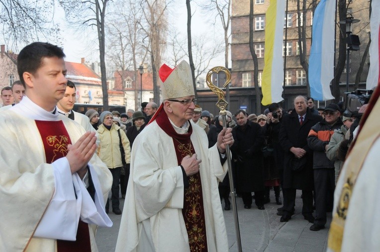 Ingres bp. Jana Kopca do gliwickiej katedry