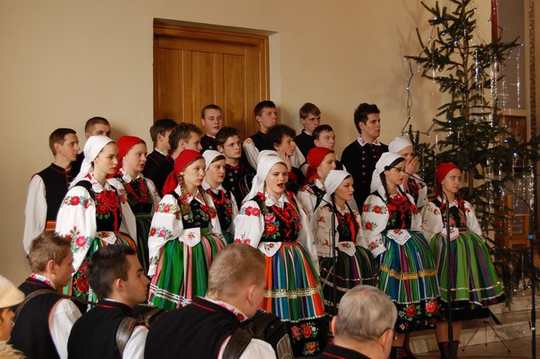 Koncert kolęd i pastorałek w wykonaniu ZPiT "Blichowiacy"