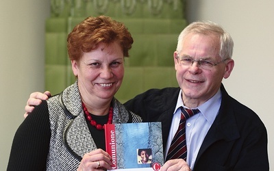 Andrzej Miłkowski jest mężem Zofii, ojcem Wojtka, Staszka  i Basi