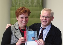 Andrzej Miłkowski jest mężem Zofii, ojcem Wojtka, Staszka  i Basi
