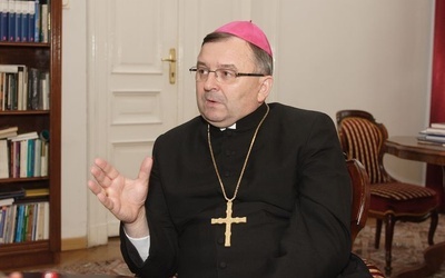 abp Józef Życiński