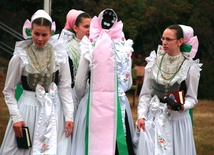 Tym, co pomaga Serbom łużyckim zachować tożsamość, jest ich religijność