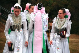 Tym, co pomaga Serbom łużyckim zachować tożsamość, jest ich religijność