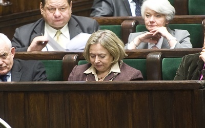 Sejm nie odwołał Nowickiej