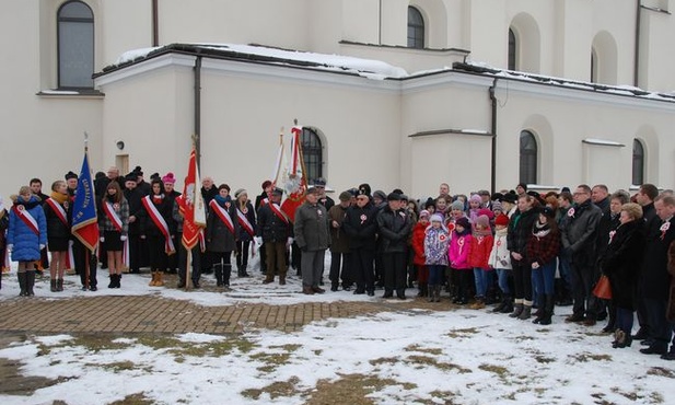 Powstańcze obchody w Nowej Słupi 