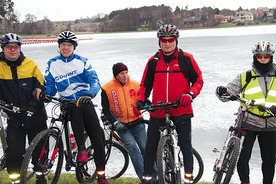 Od końca listopada ub.r. w Rawie Mazowieckiej kilku cyklistów organizuje Zimowe Niedziele Rowerowe