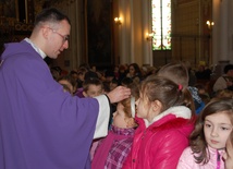 Środa Popielcowa ma bardzo ważne znaczenie w roku liturgicznym