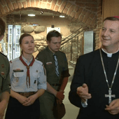 Bp. Guzdek zaprasza skautów i harcerzy