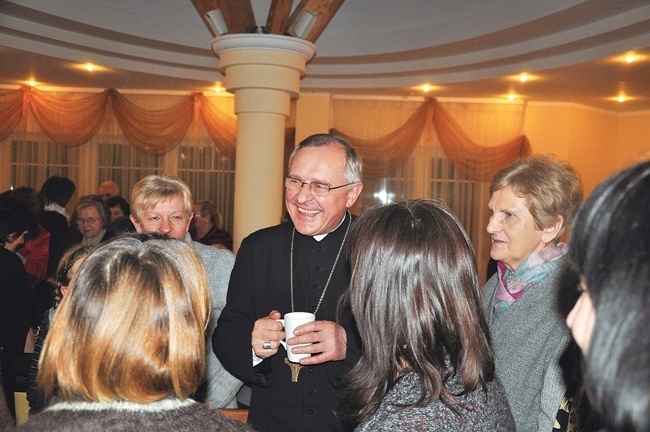  Wielu mówiło, że bezpośredni kontakt z biskupem był dla nich ważnym elementem rekolekcji