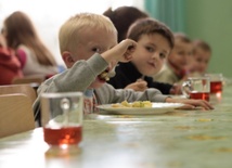 800 tys. dzieci w Polsce jest niedożywionych