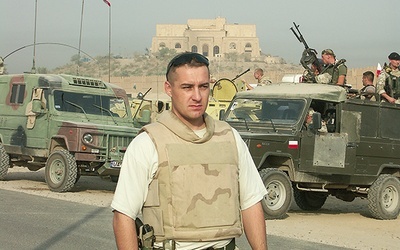  Starszy sierżant Paweł Czarnecki w Iraku 