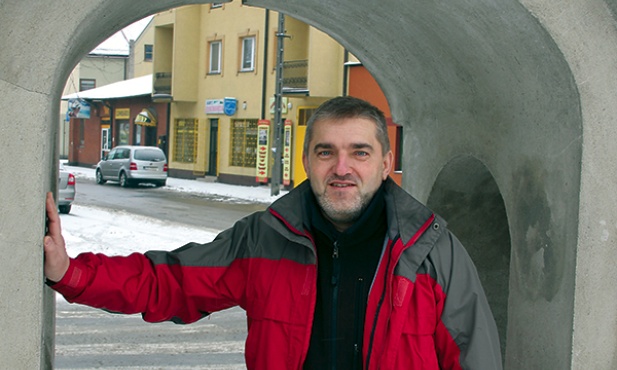  Od początku istnienia Stowarzyszenia na Rzecz Młodzieży „Brama” jego prezesem jest Marek Kozłowski 